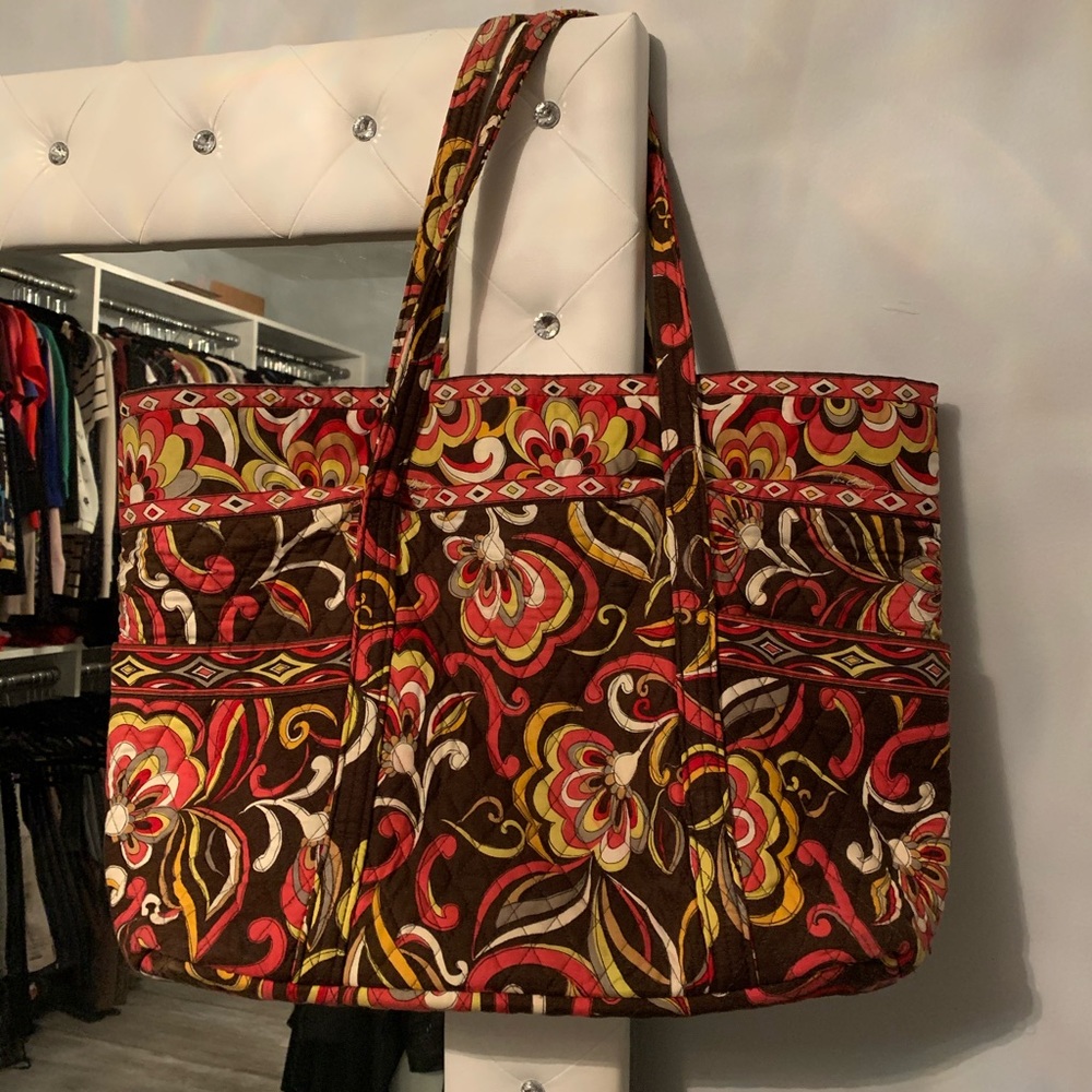 EUC Vera Bradley overnight bag!